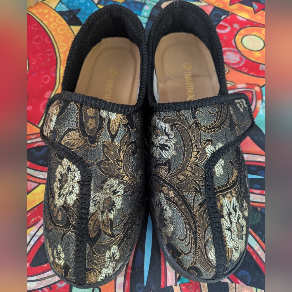 Foamtreads Slipper/Shoes Size 6W